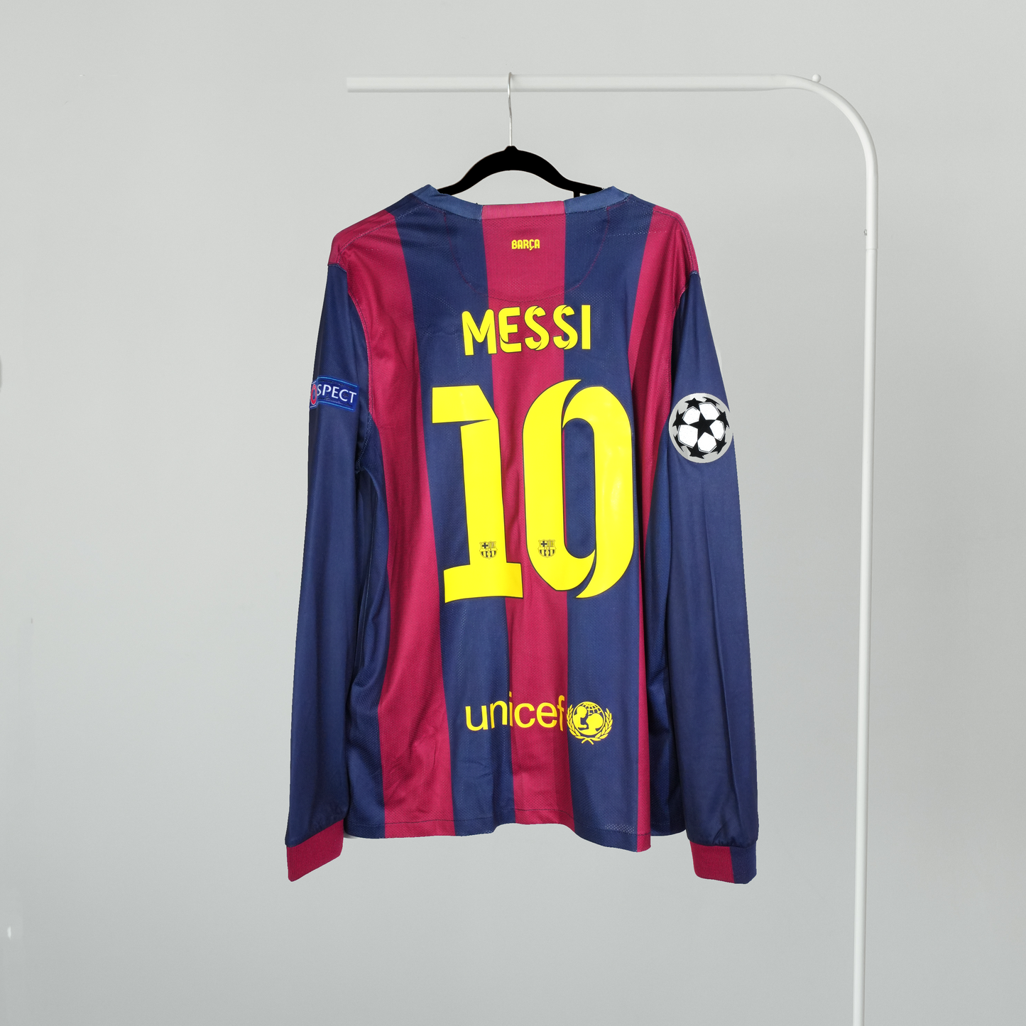 Barcelona 2015-16 home