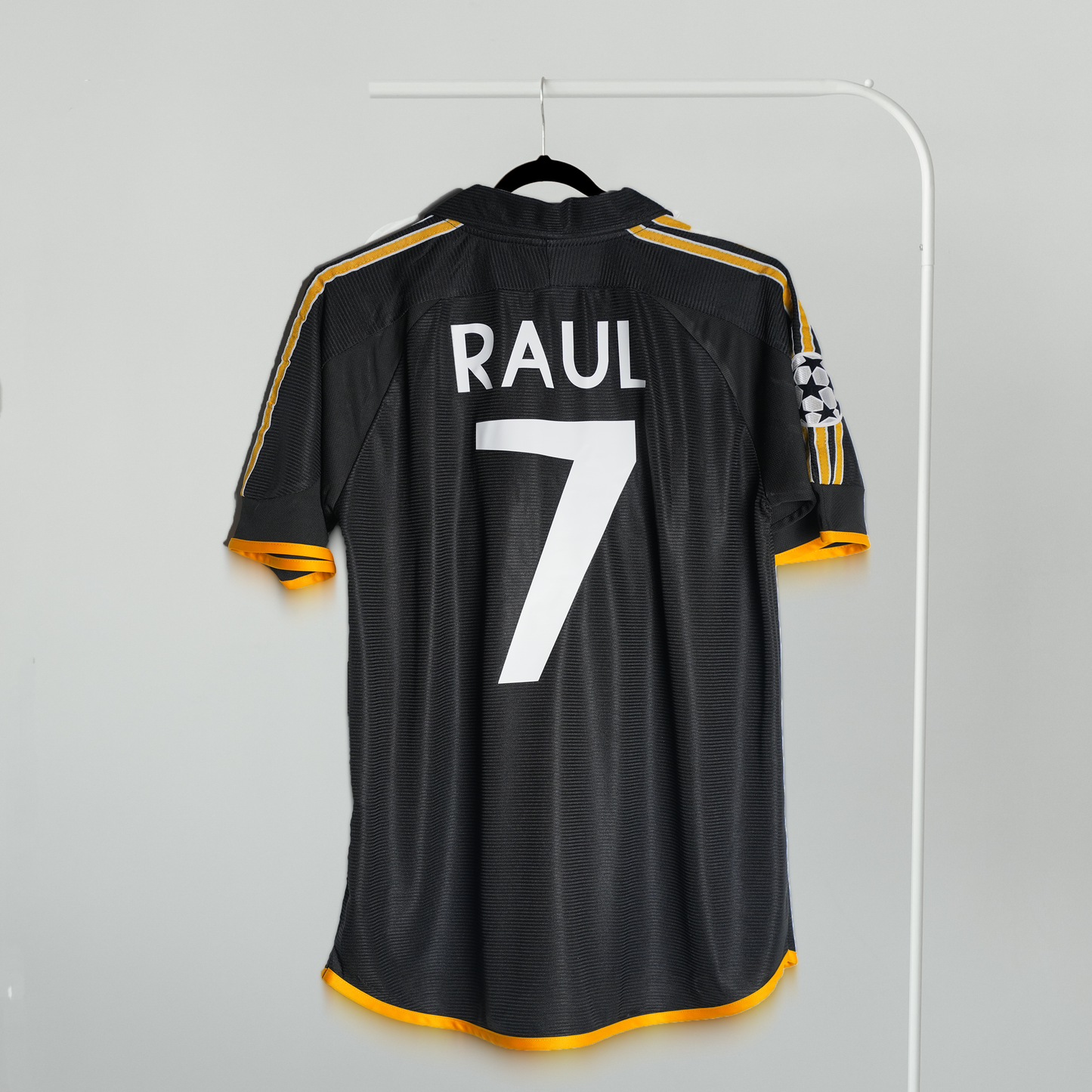 Real Madrid 1999/2000 Away Retro Jersey