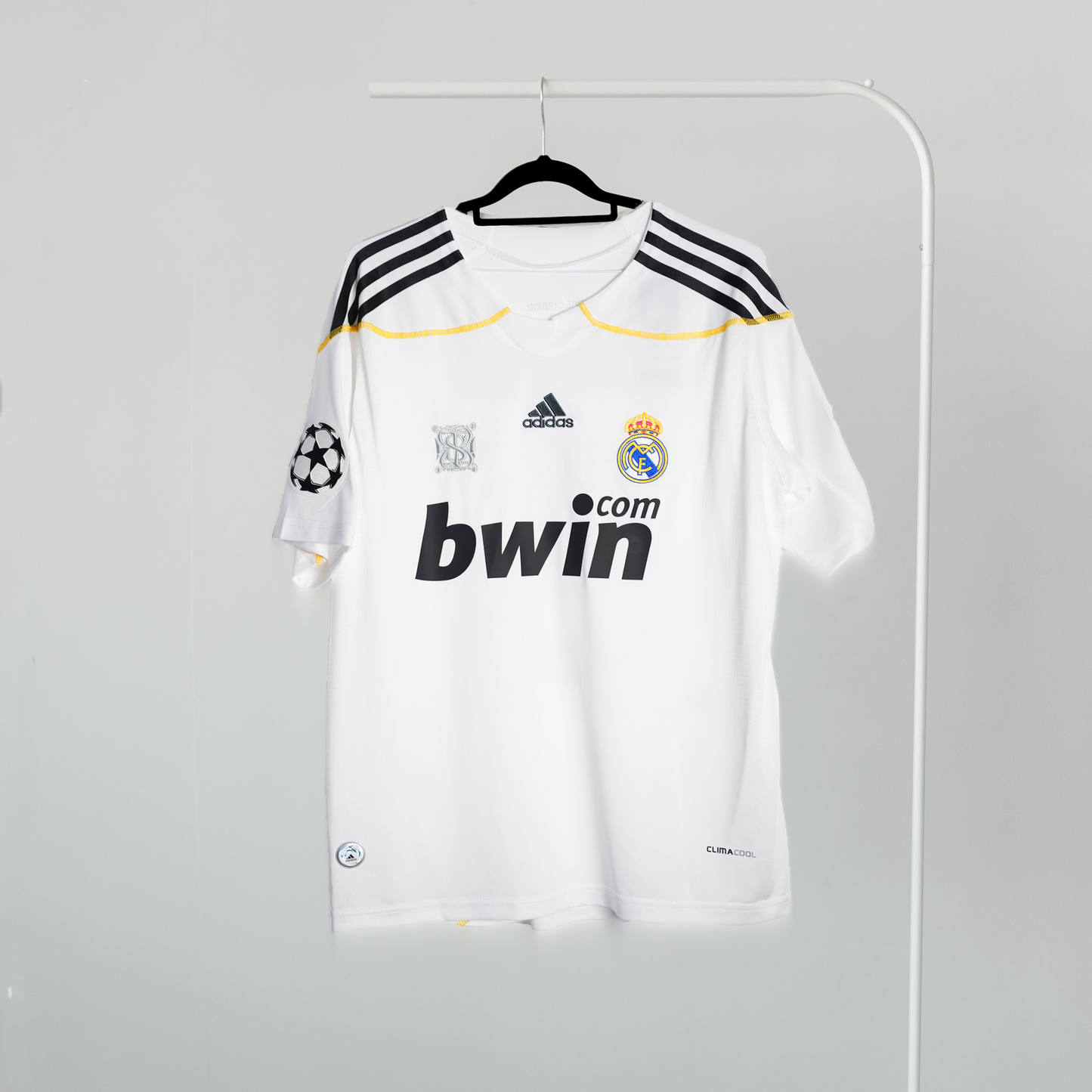 Real Madrid 2011-12 home