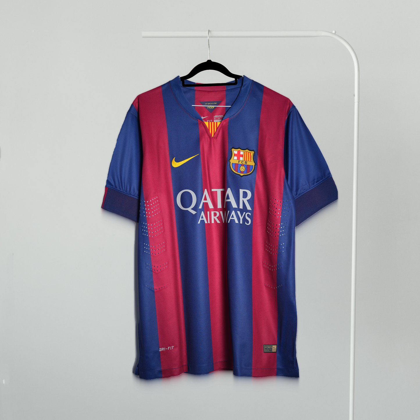 Barcelona 2016-17 home